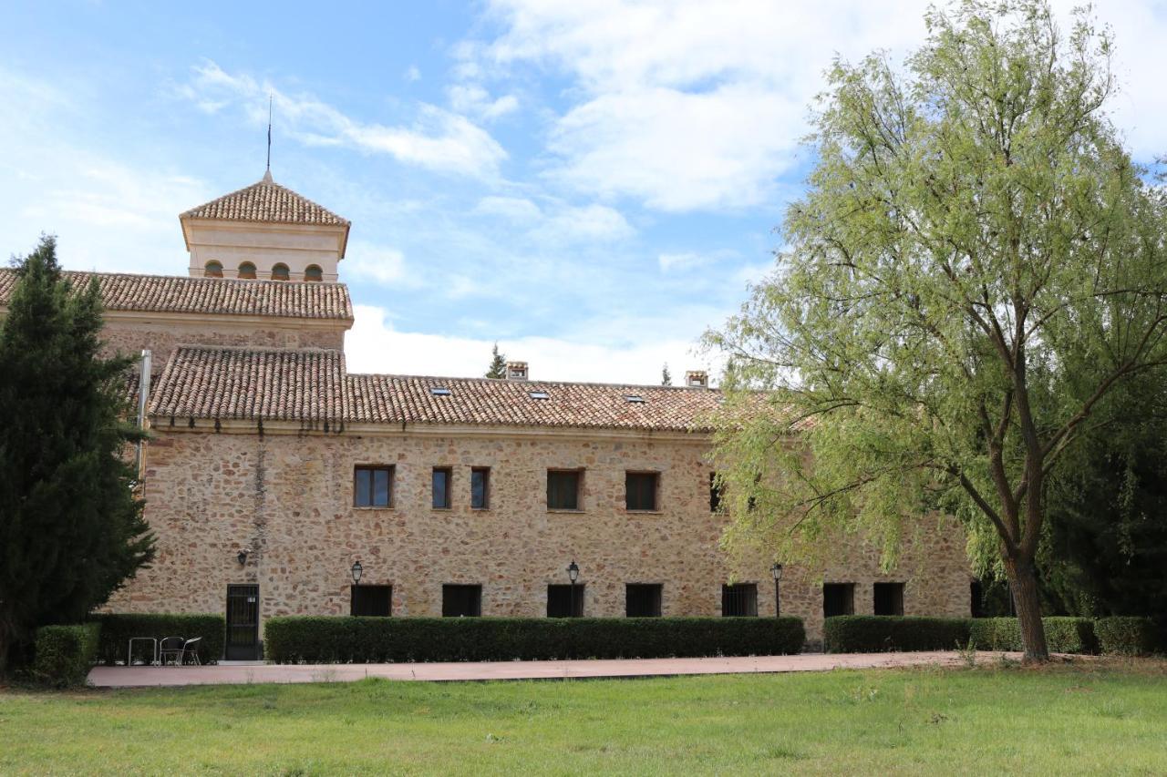 Hotel Monasterio De Tejeda Garaballa Luaran gambar